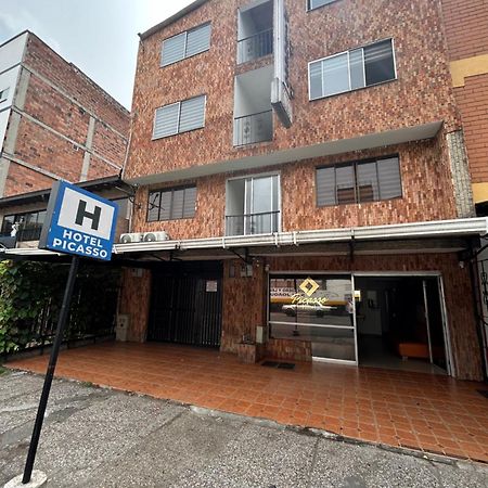 Hotel Picasso 70 Medellín Buitenkant foto