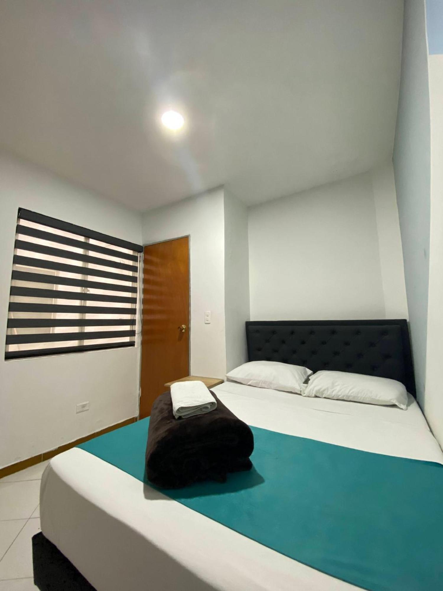 Hotel Picasso 70 Medellín Buitenkant foto
