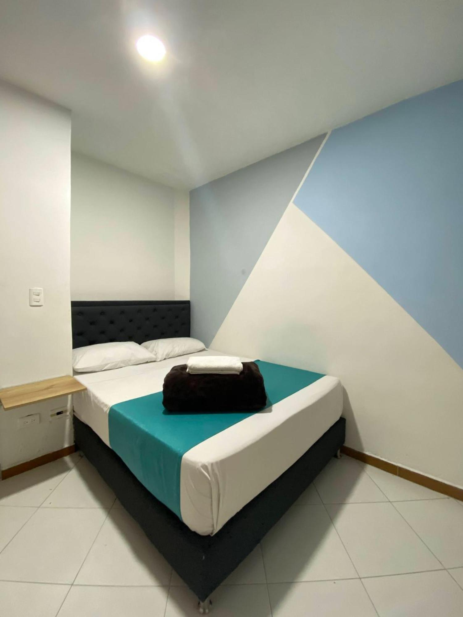 Hotel Picasso 70 Medellín Buitenkant foto