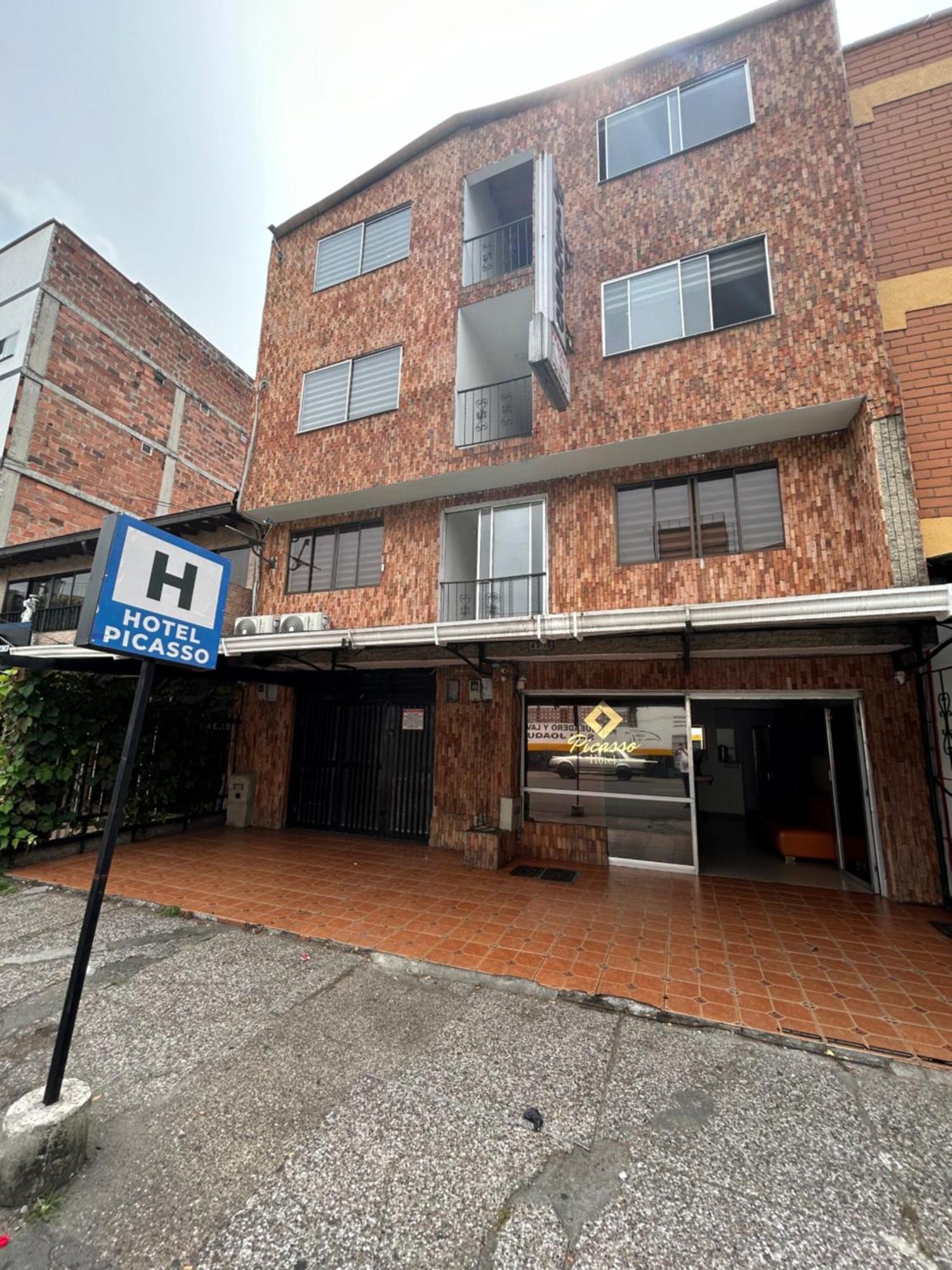 Hotel Picasso 70 Medellín Buitenkant foto